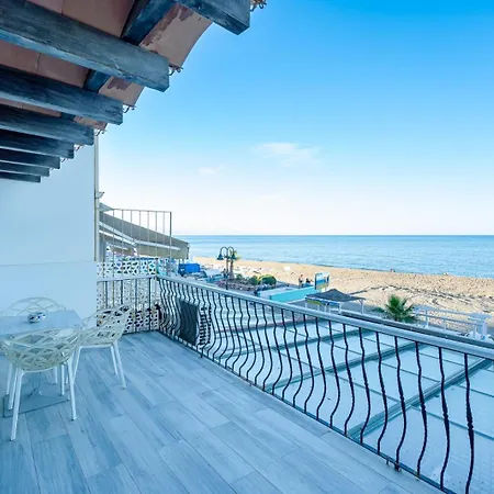 Hof Holland Carihuela Apartamento *