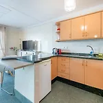 Hof Holland Carihuela Апартаменти