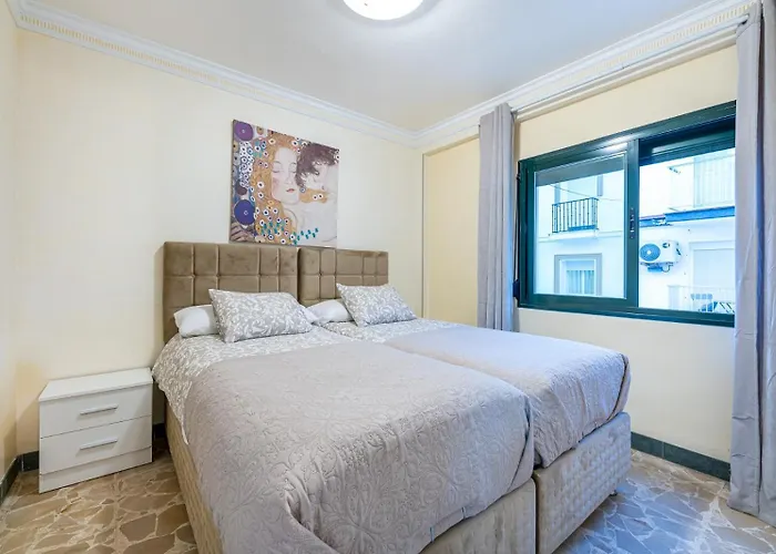 Hof Holland Carihuela *